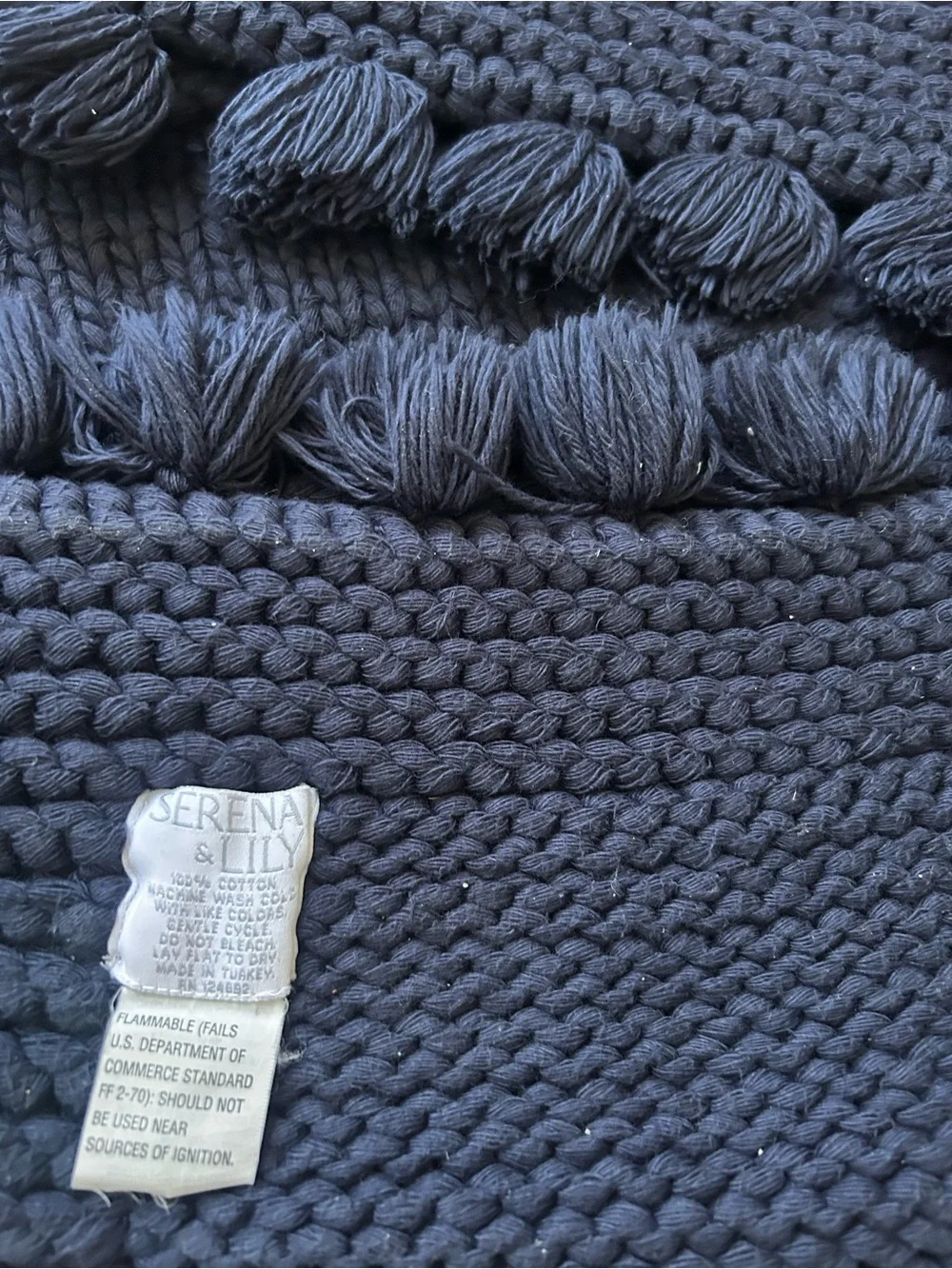 SERENA & LILY Healsburg Handknit Bath Tassel Accent Rug